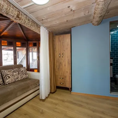 Taksim Antique Aparthotel 3*