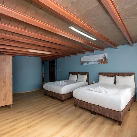 Taksim Antique Aparthotel 3*