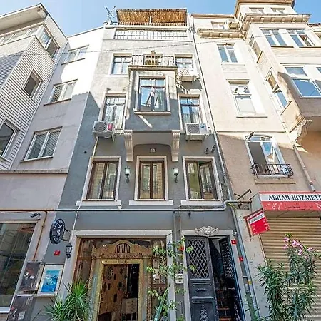 Taksim Antique