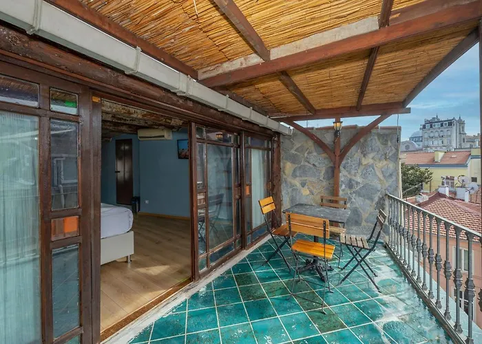 Taksim Antique Aparthotel